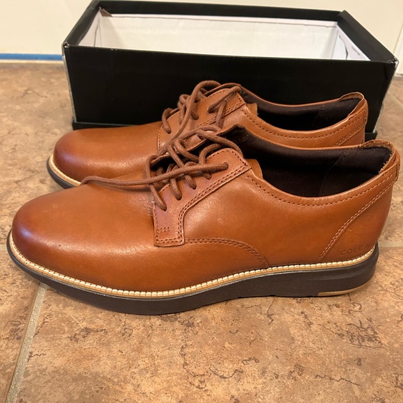 Men’s size 8 Cole Haan Oxford shoes 👞 - Picture 6 of 7